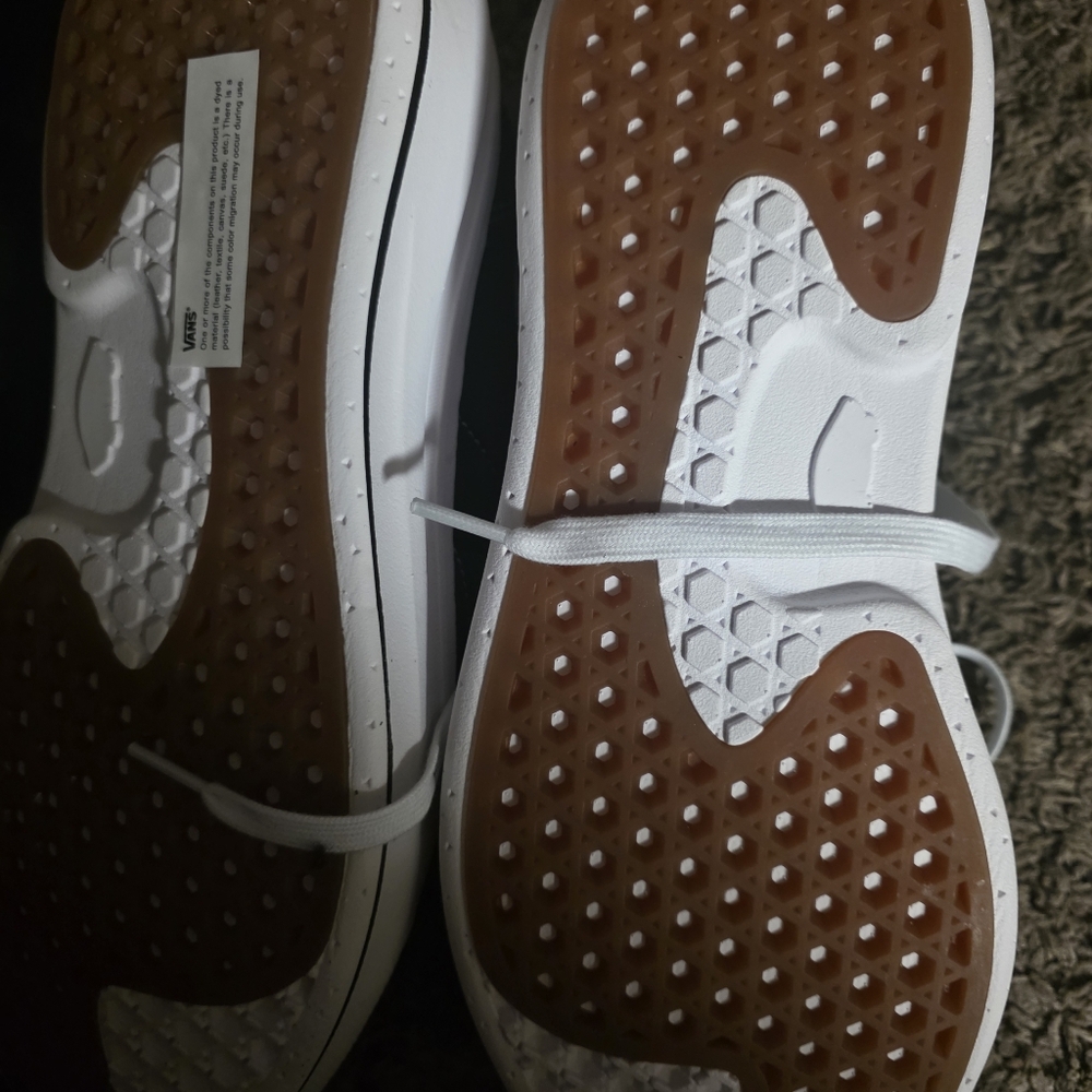 Vans Black & White Old Skool Men's White Wall Sneakers - Picture 5 of 5